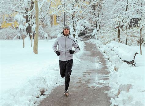 Is Running in the Cold Harder? Exploring the Paradox of Frosty Fitness